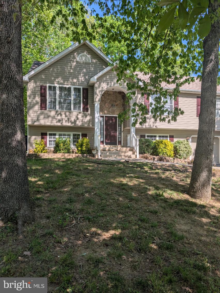 305 BIRDIE ROAD