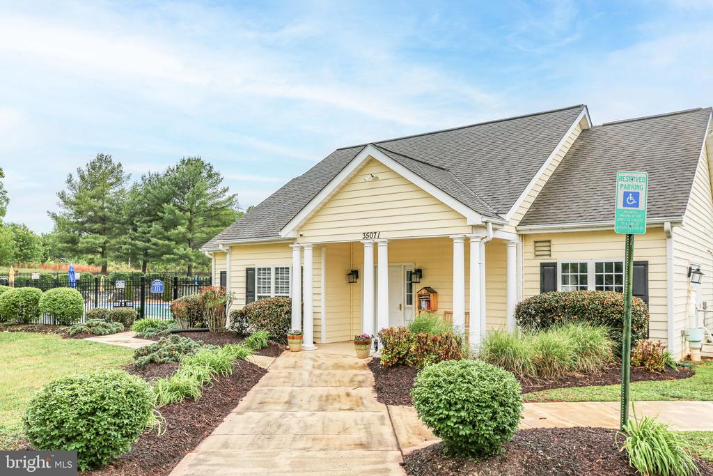 1472 MORRIS POND DRIVE