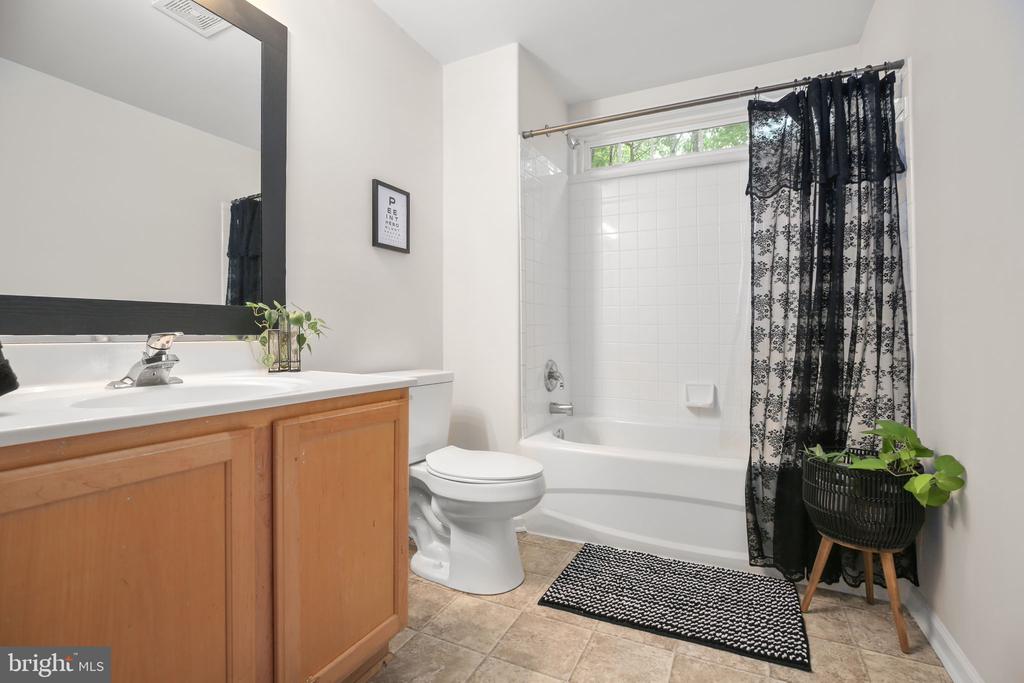 1472 MORRIS POND DRIVE