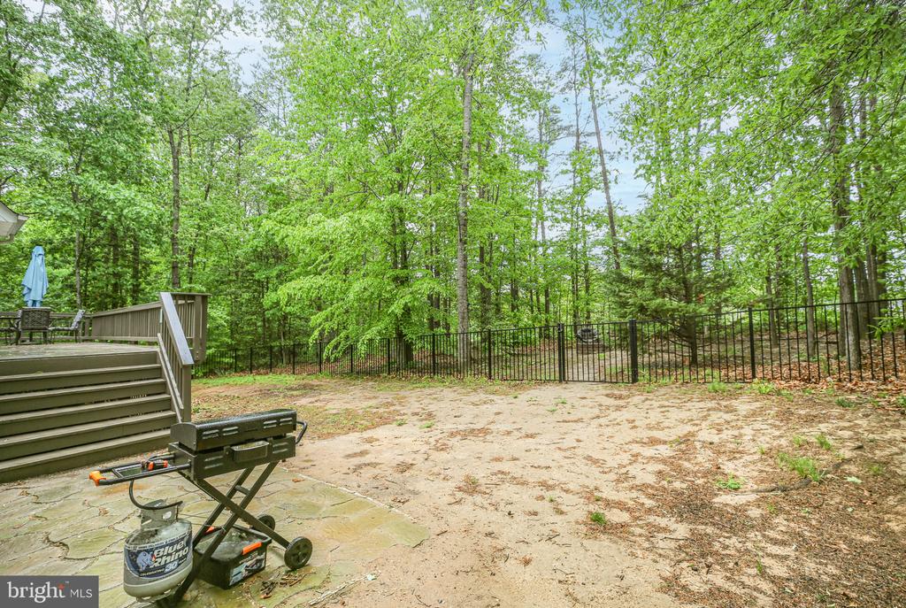 1472 MORRIS POND DRIVE