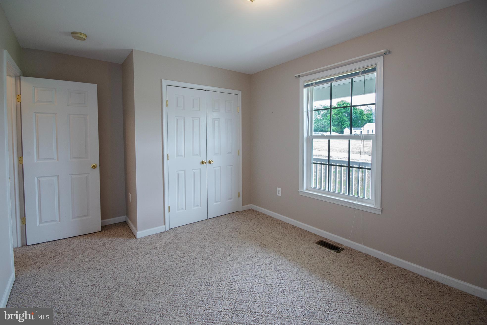 9379 STONEGATE LANE