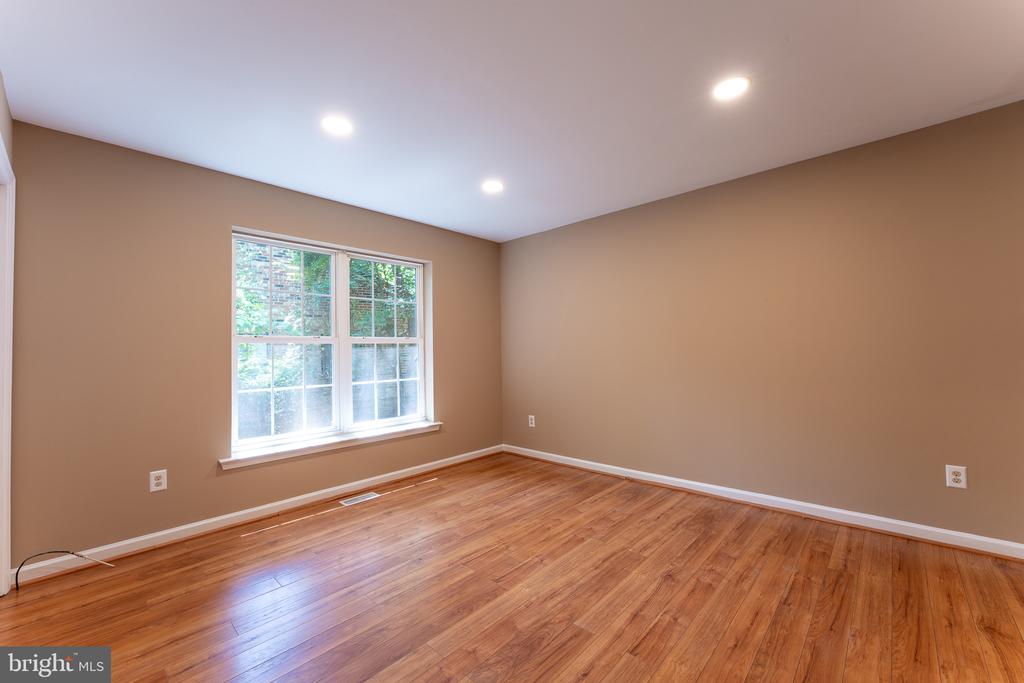 216 SPOTSWOOD ROAD
