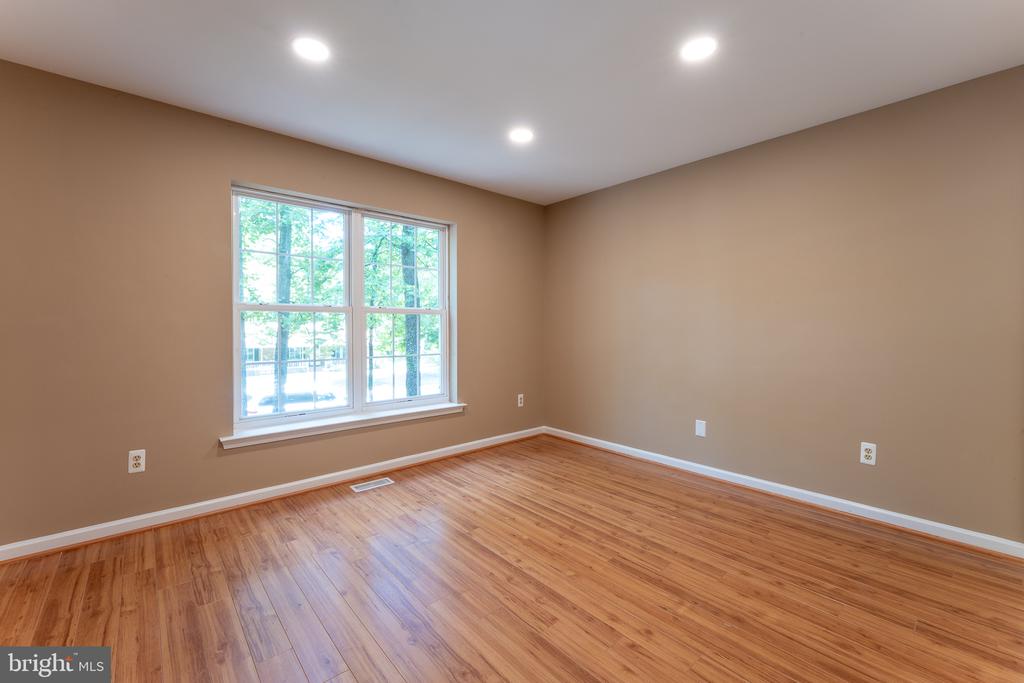 216 SPOTSWOOD ROAD