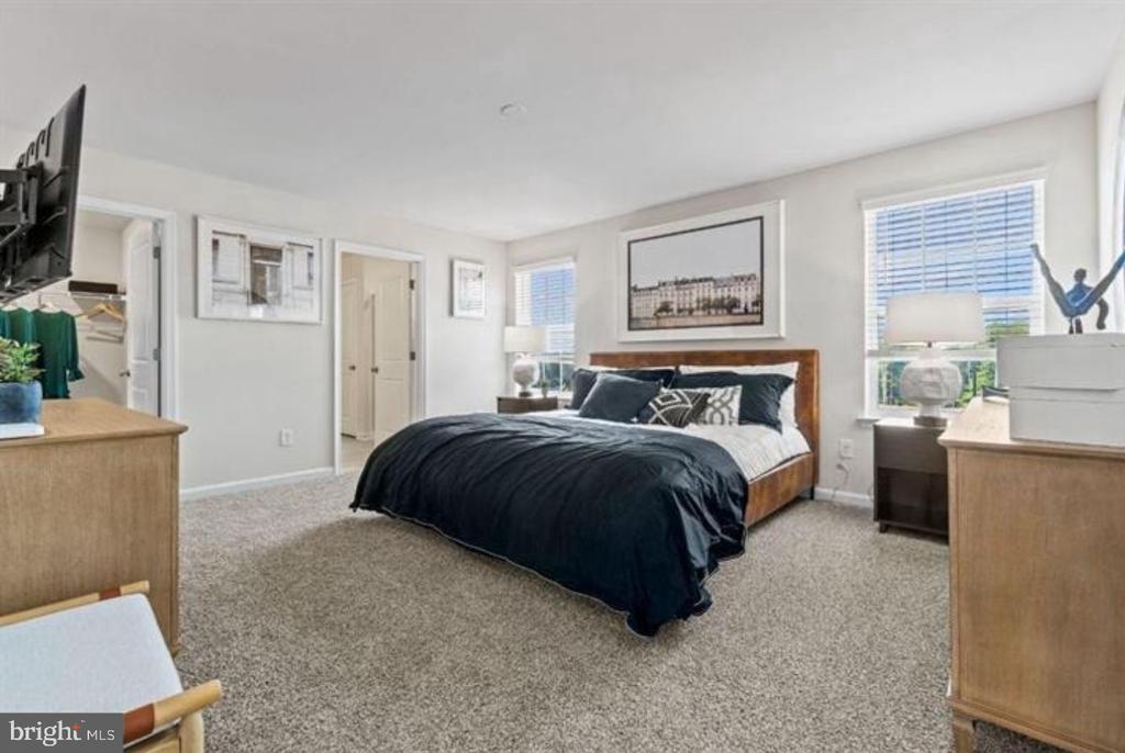 3216 WHITE TAIL DRIVE