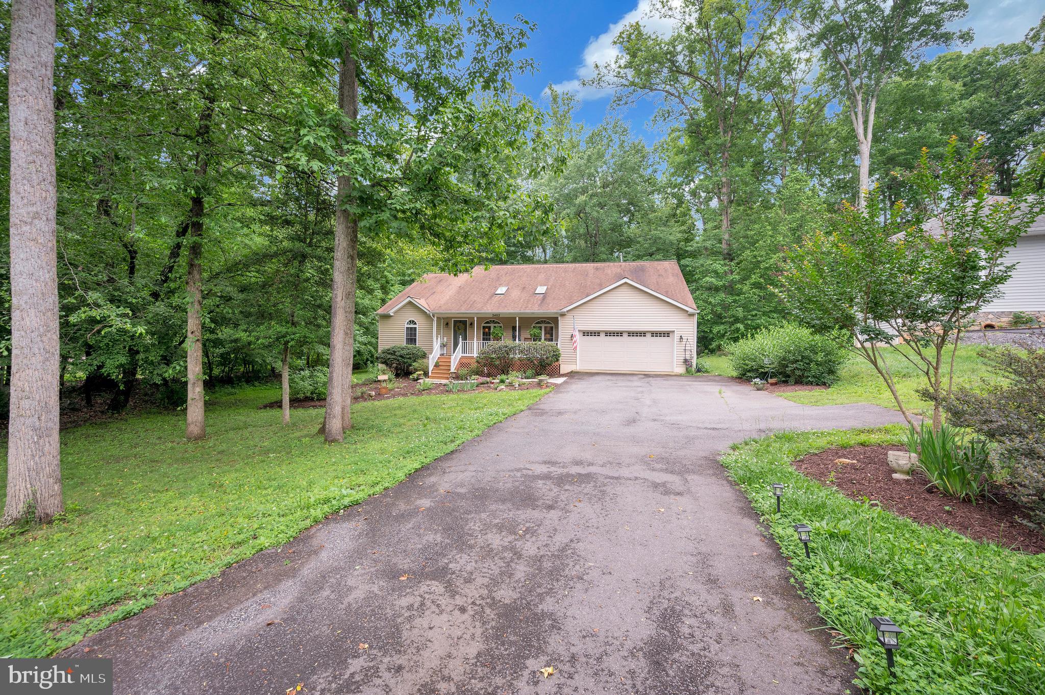2402 LAKEVIEW PARKWAY