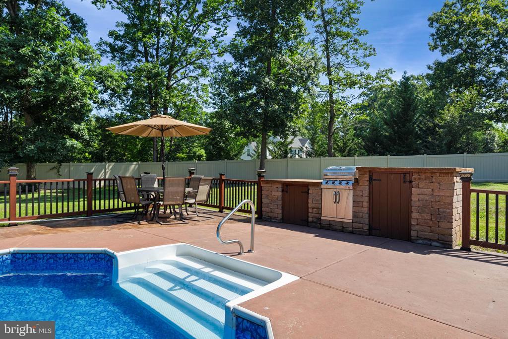 25360 KYLIES LANE
