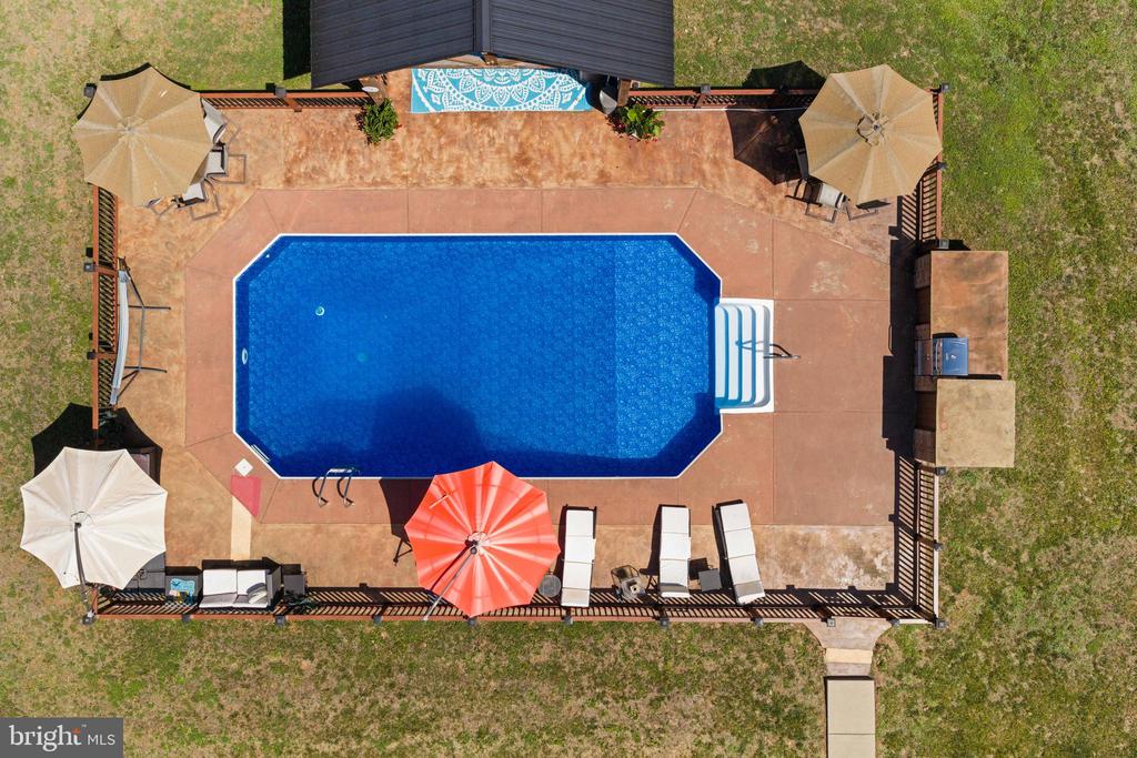 25360 KYLIES LANE