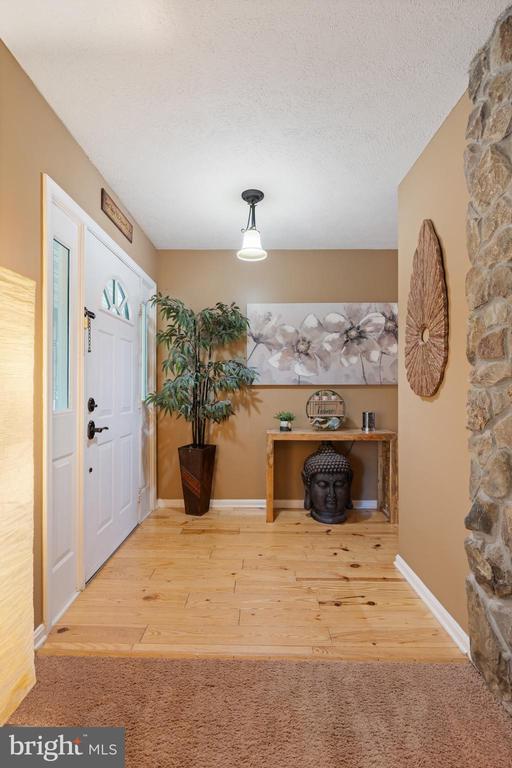 25360 KYLIES LANE