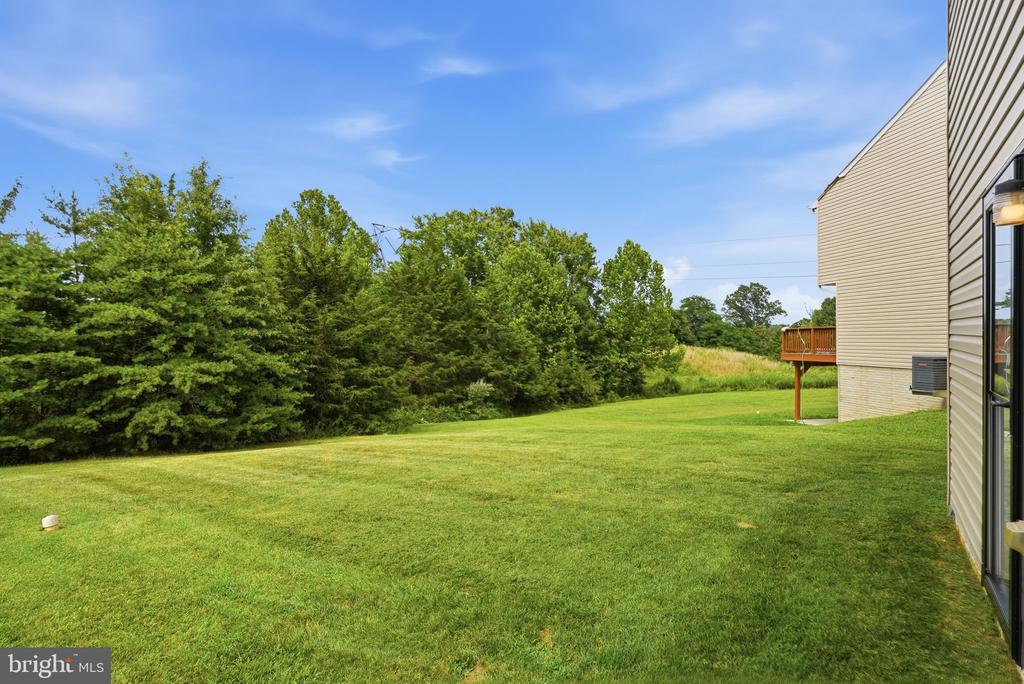 35282 SARA COURT
