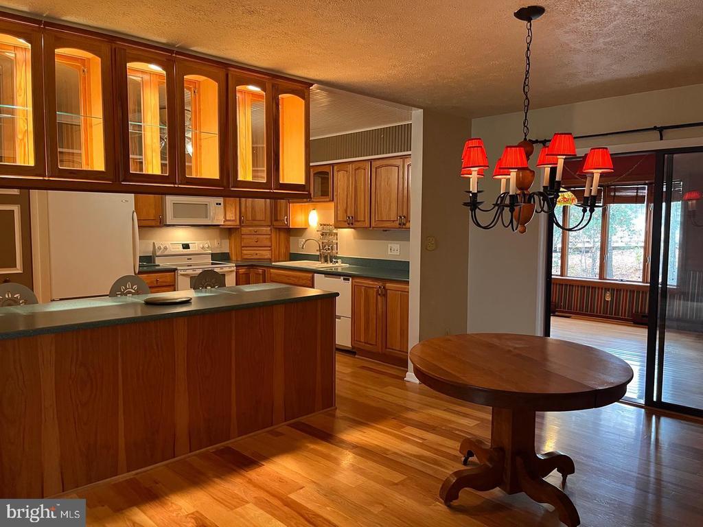 205 CONFEDERATE CIRCLE
