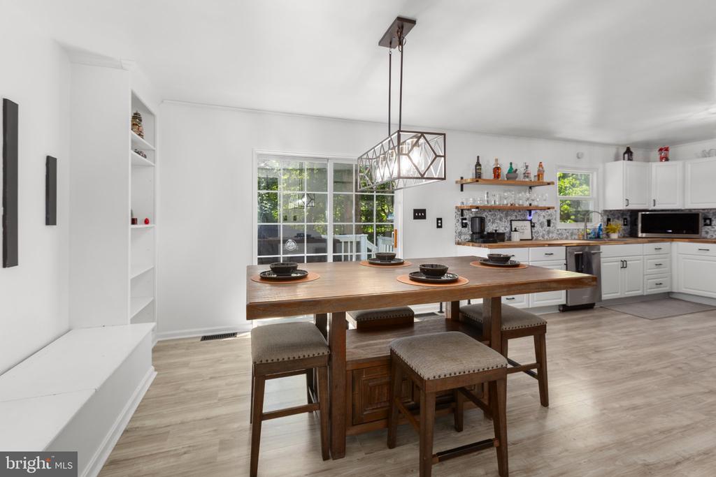108 SEVEN PINES DRIVE