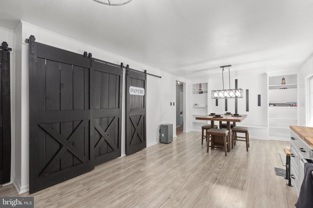 108 SEVEN PINES DRIVE