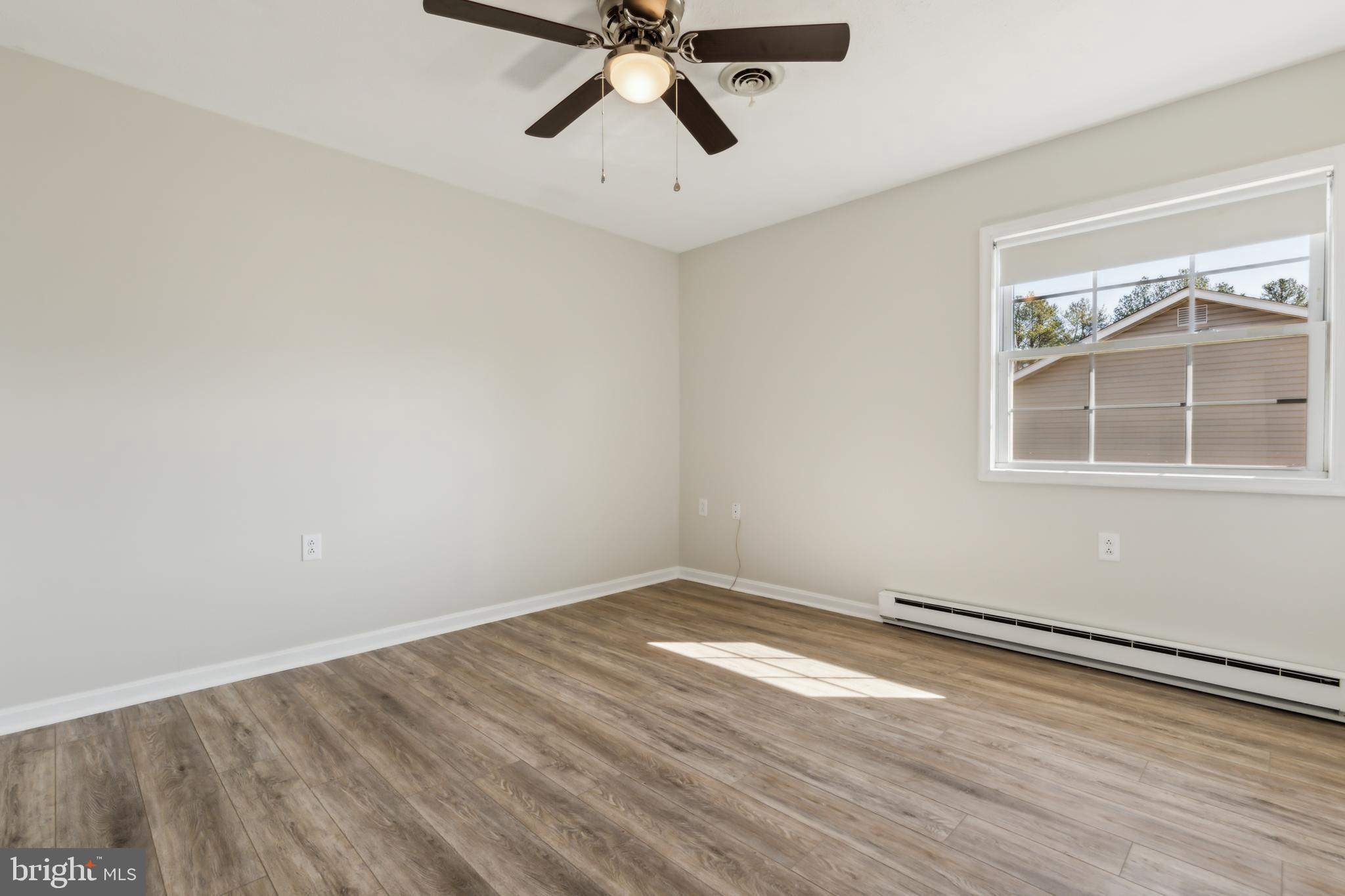 24 Springview Blvd