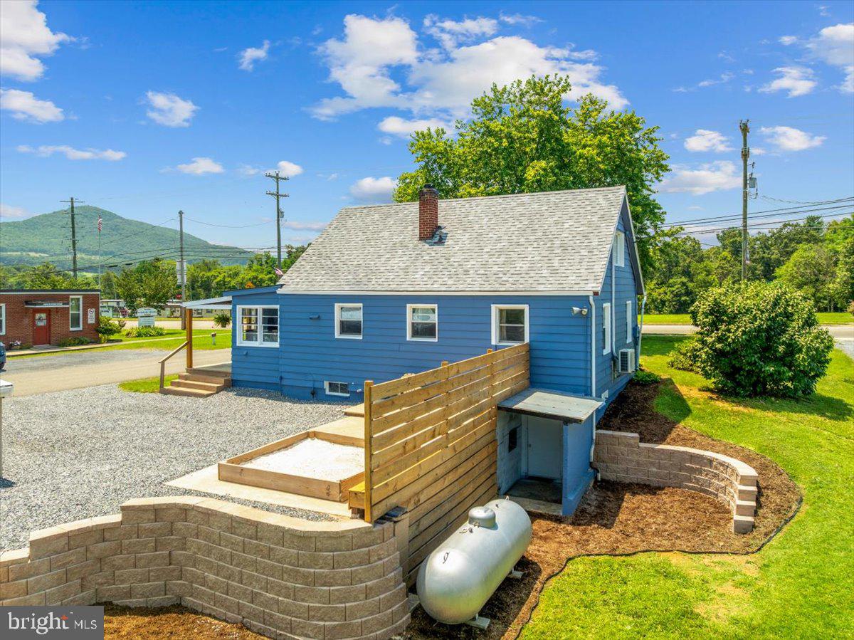 774 W MAIN STREET