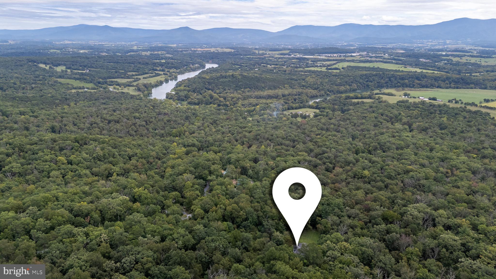 287 MOCKINGBIRD LANE