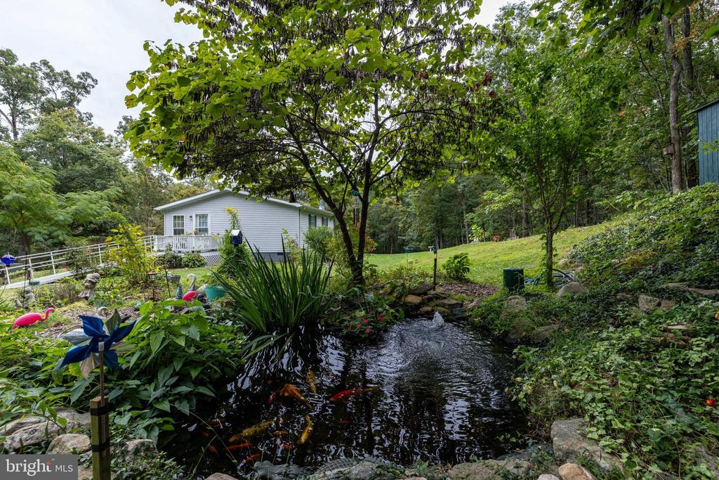 287 MOCKINGBIRD LANE
