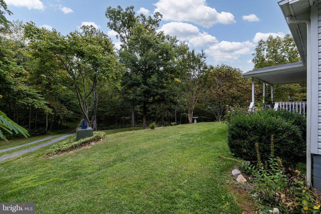 287 MOCKINGBIRD LANE