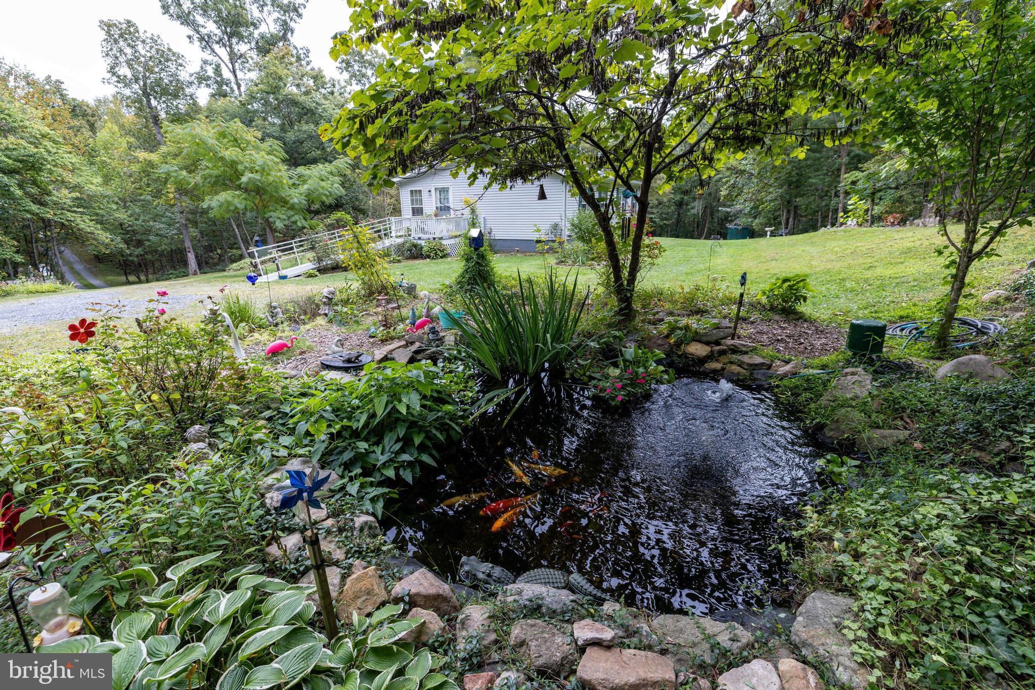 287 MOCKINGBIRD LANE