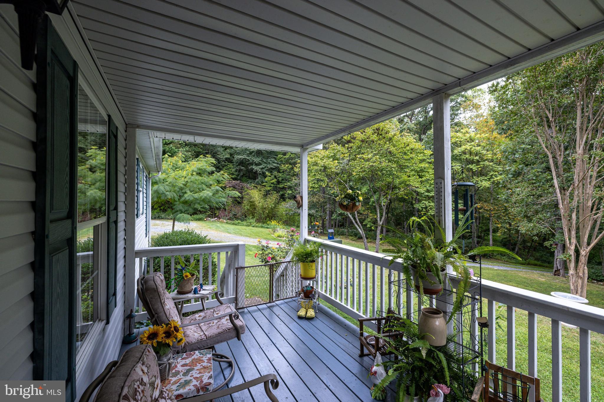 287 MOCKINGBIRD LANE