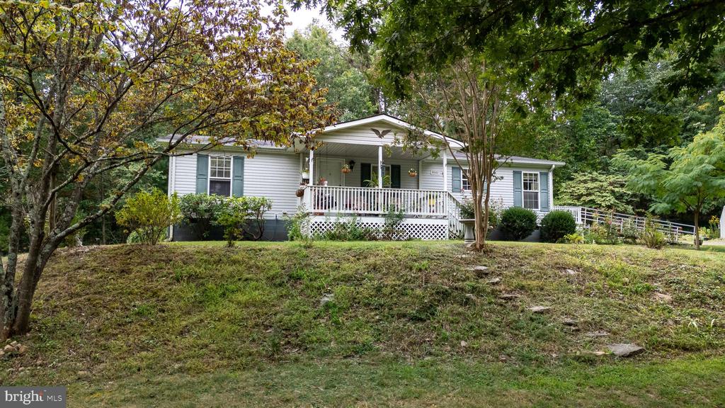 287 MOCKINGBIRD LANE