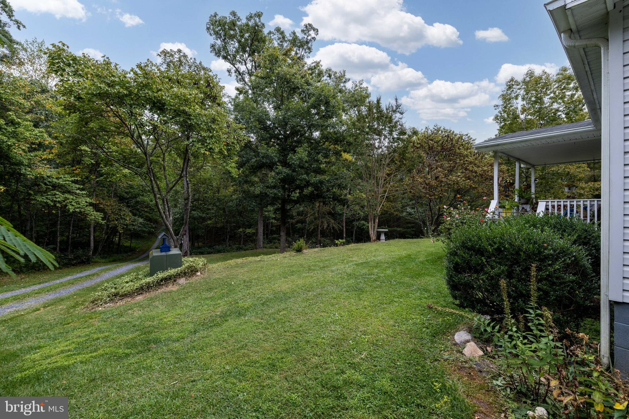 287 MOCKINGBIRD LANE