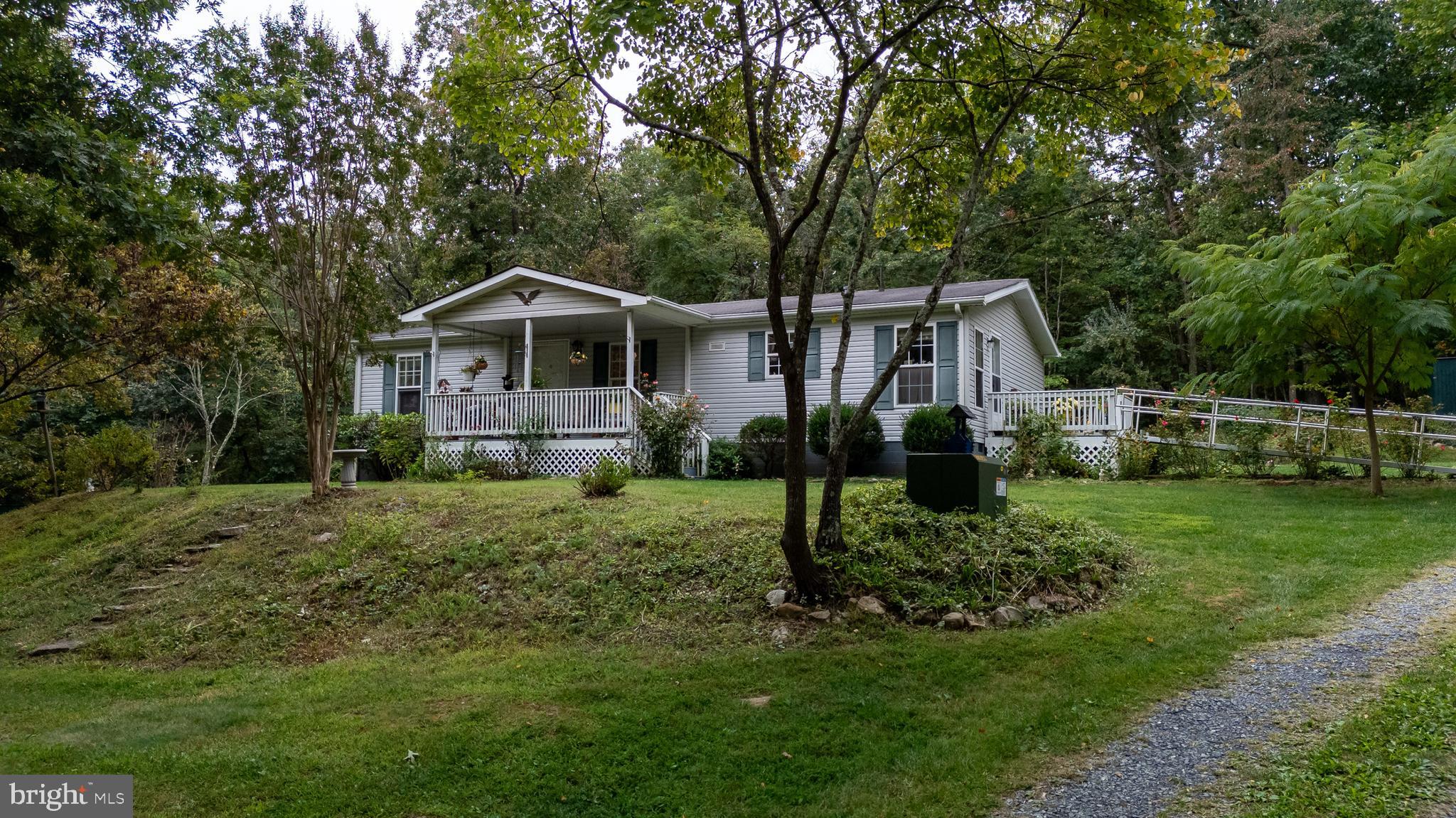 287 MOCKINGBIRD LANE