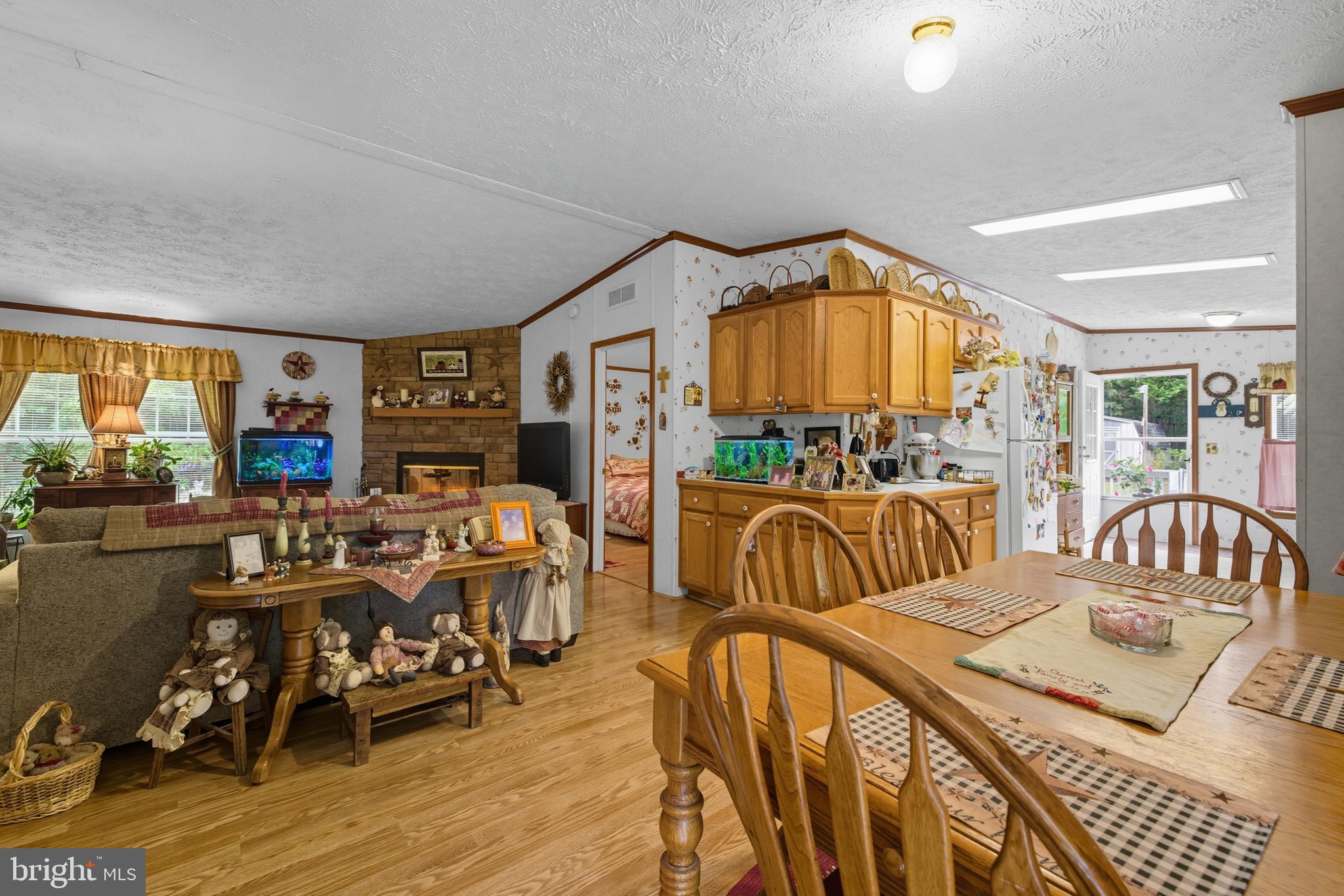 287 MOCKINGBIRD LANE