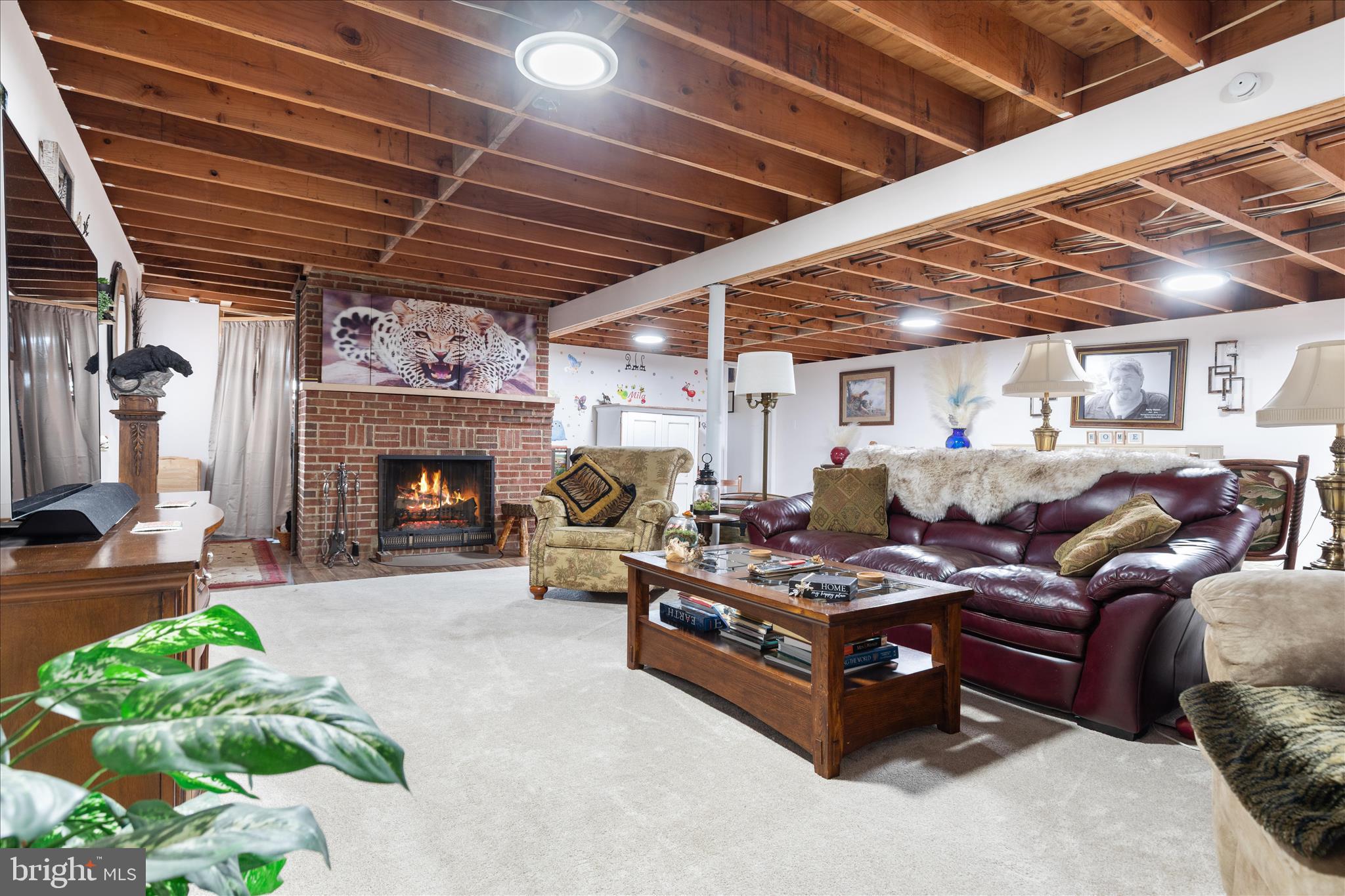 1596 US HIGHWAY 211 E BSN