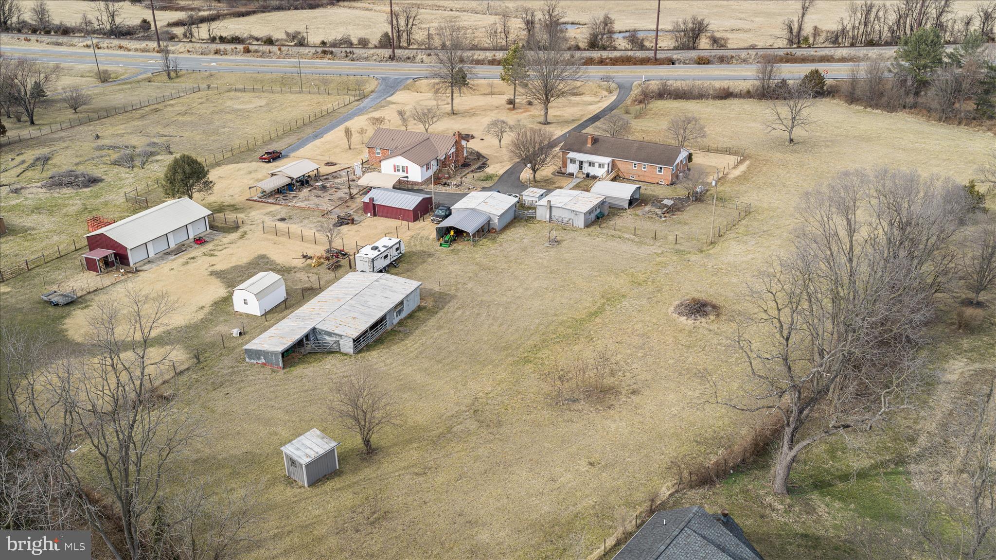 1596 US HIGHWAY 211 E BSN