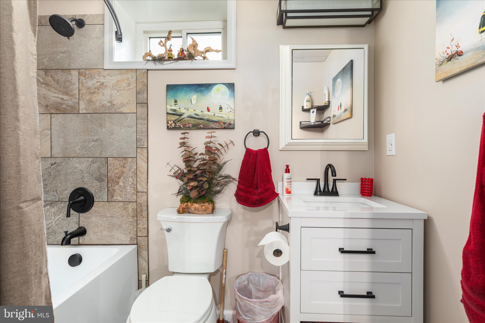 1596 US HIGHWAY 211 E BSN