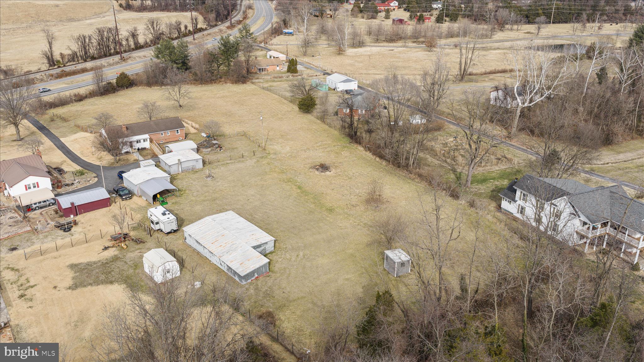 1596 US HIGHWAY 211 E BSN