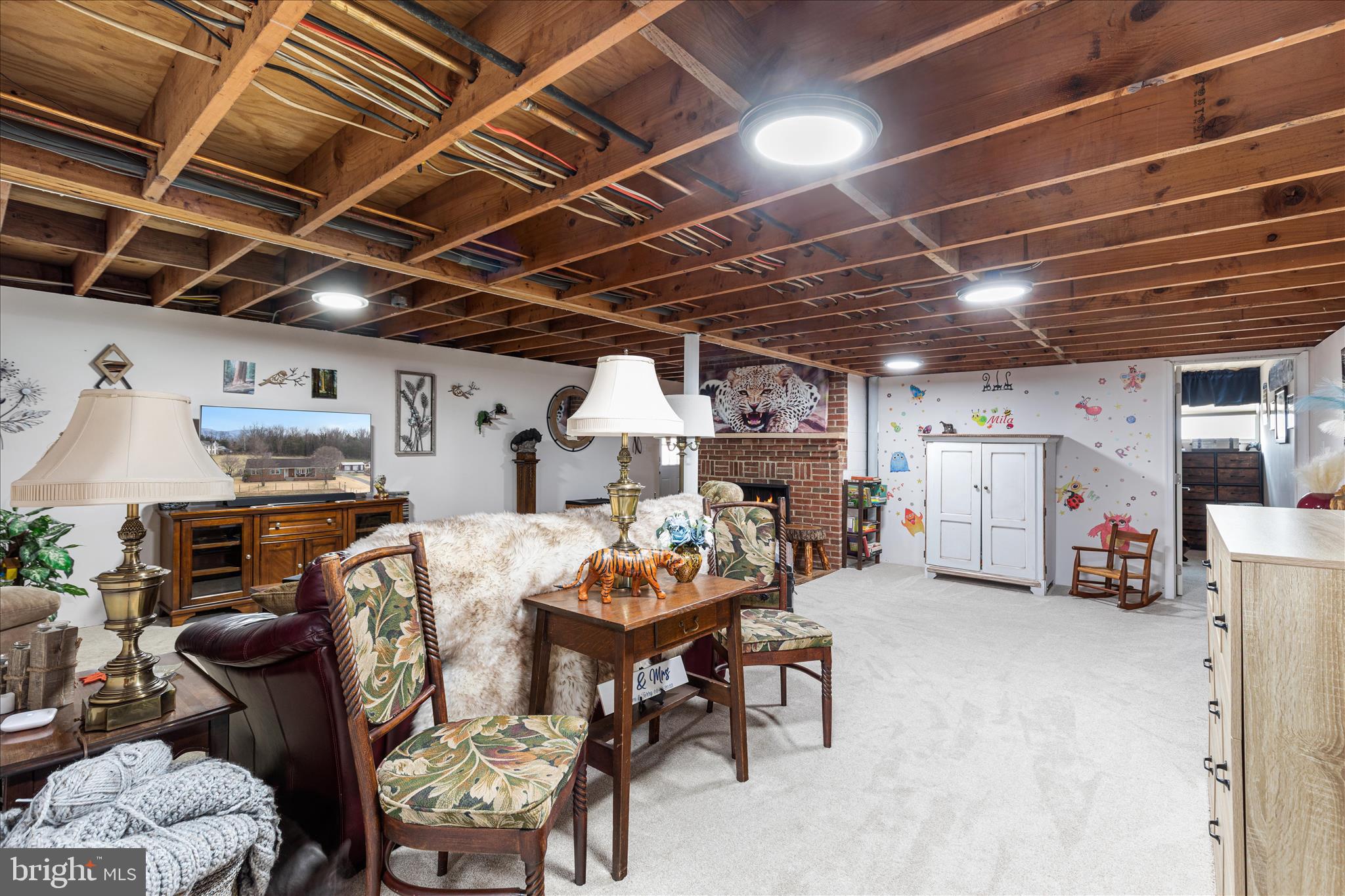 1596 US HIGHWAY 211 E BSN