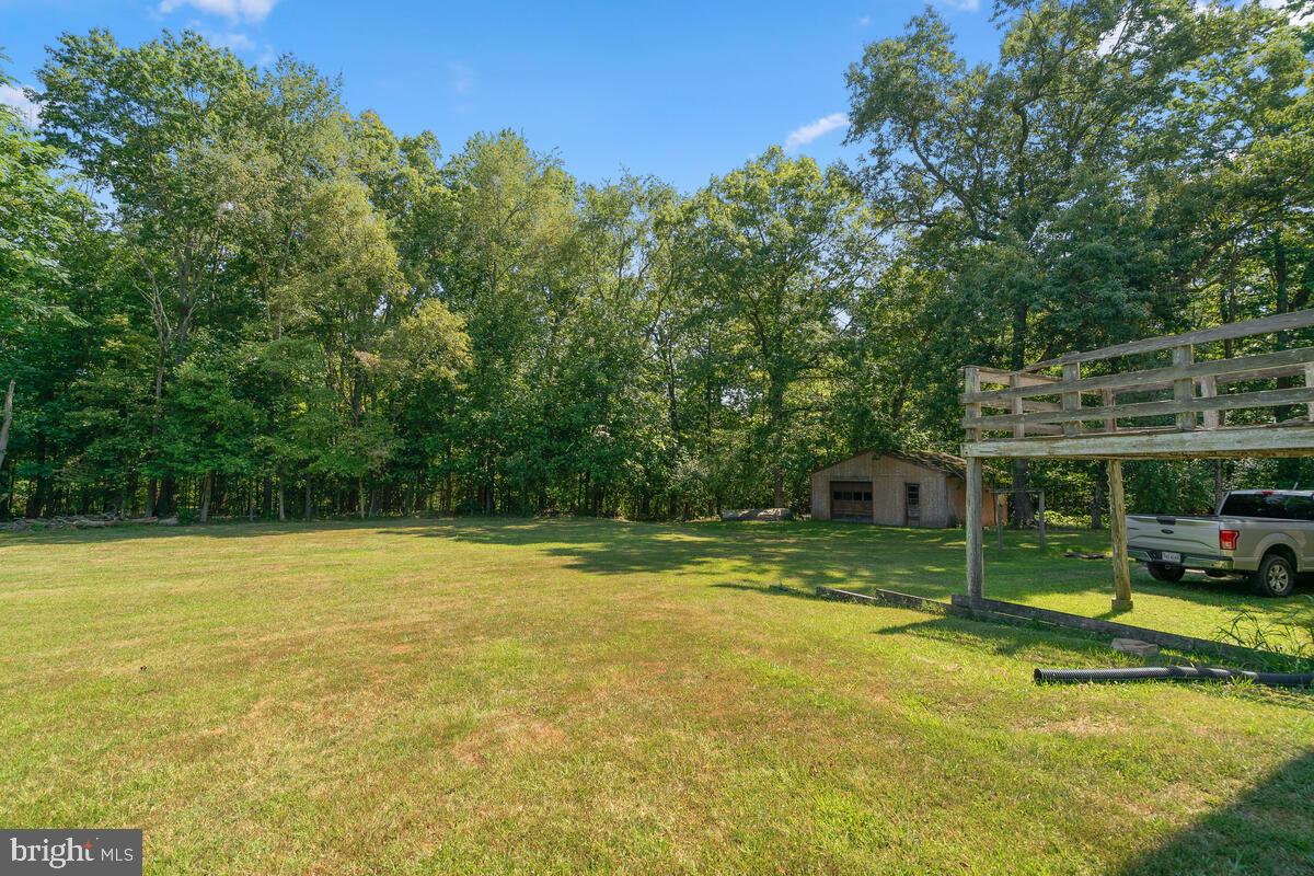 8929 Burwell ROAD
