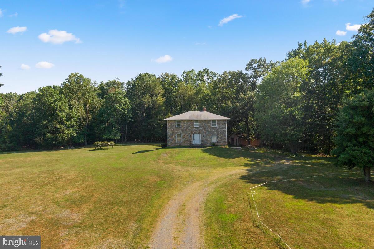 8929 Burwell ROAD