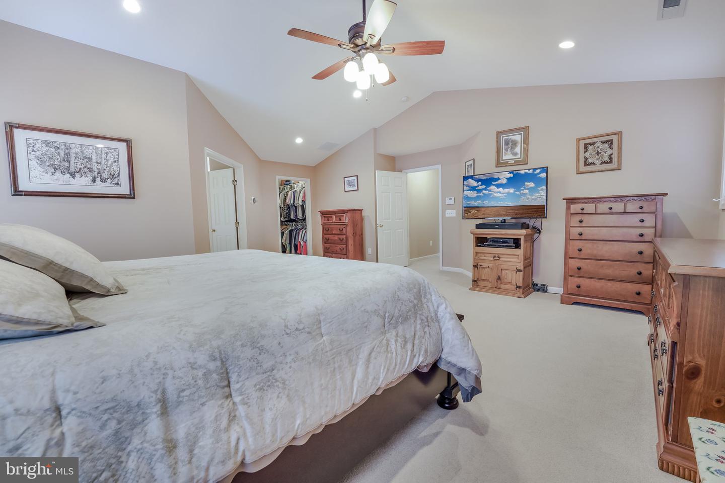 5947 Lyceum LANE