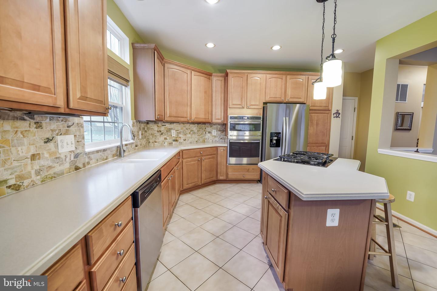 5947 Lyceum LANE