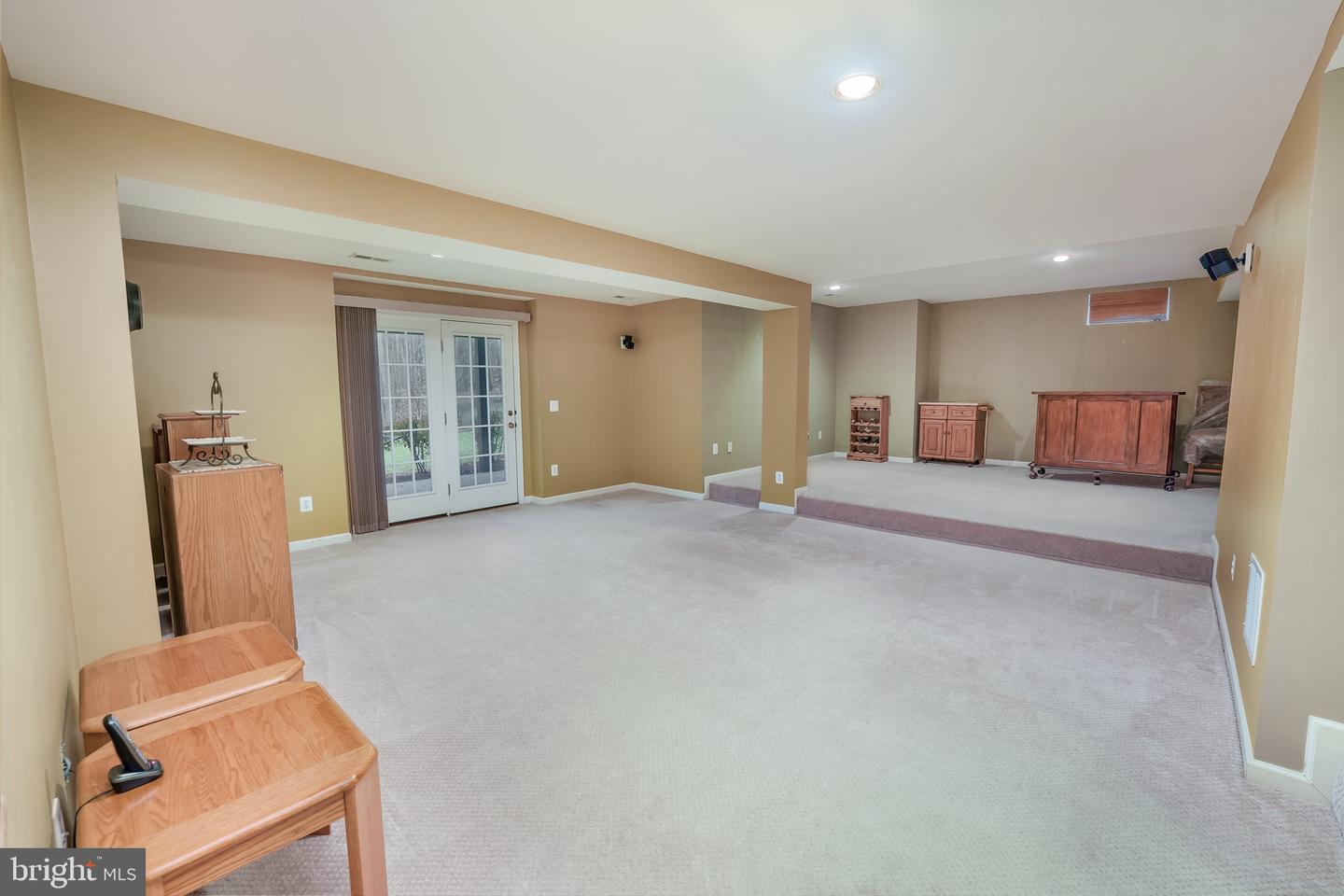 5947 Lyceum LANE