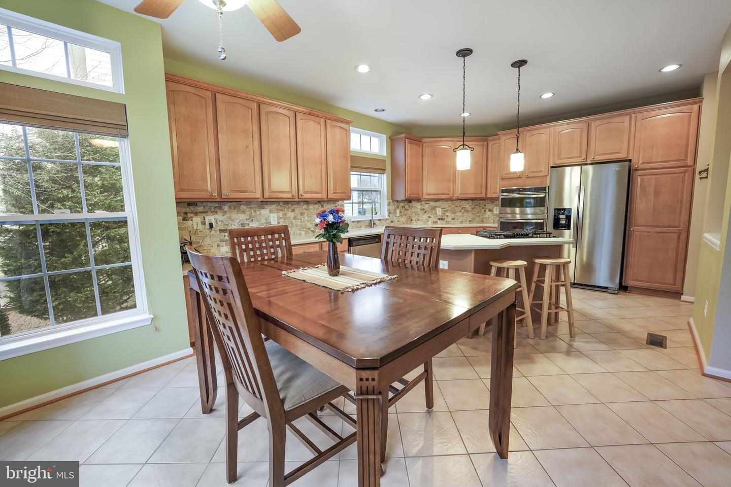 5947 Lyceum LANE