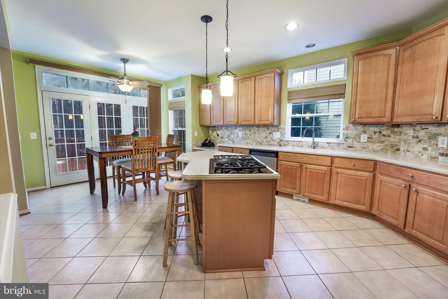 5947 Lyceum LANE