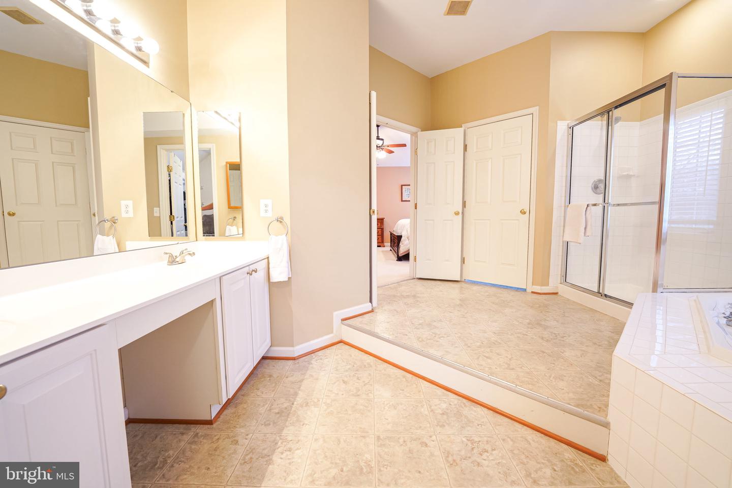 5947 Lyceum LANE