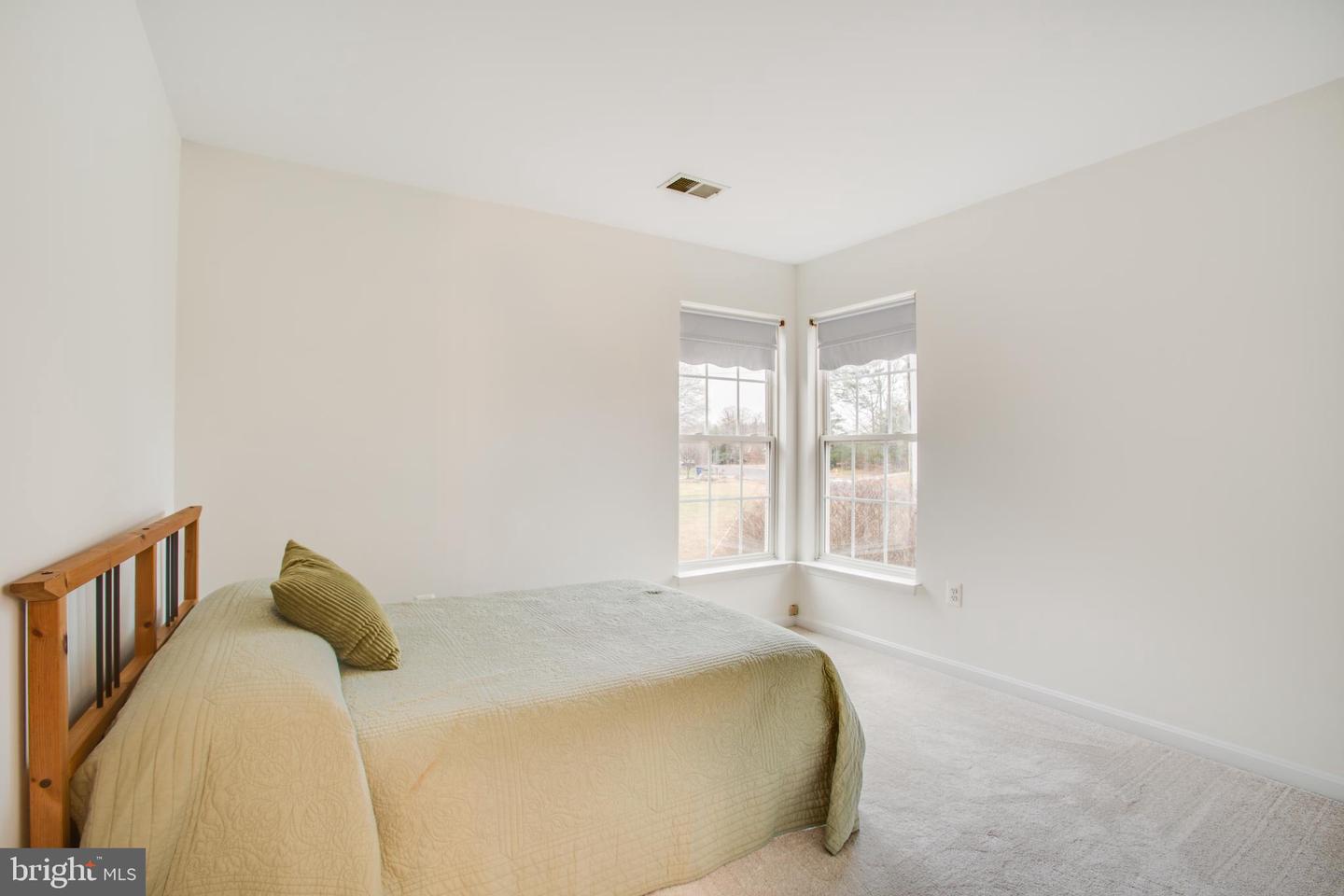 15385 Tina LANE