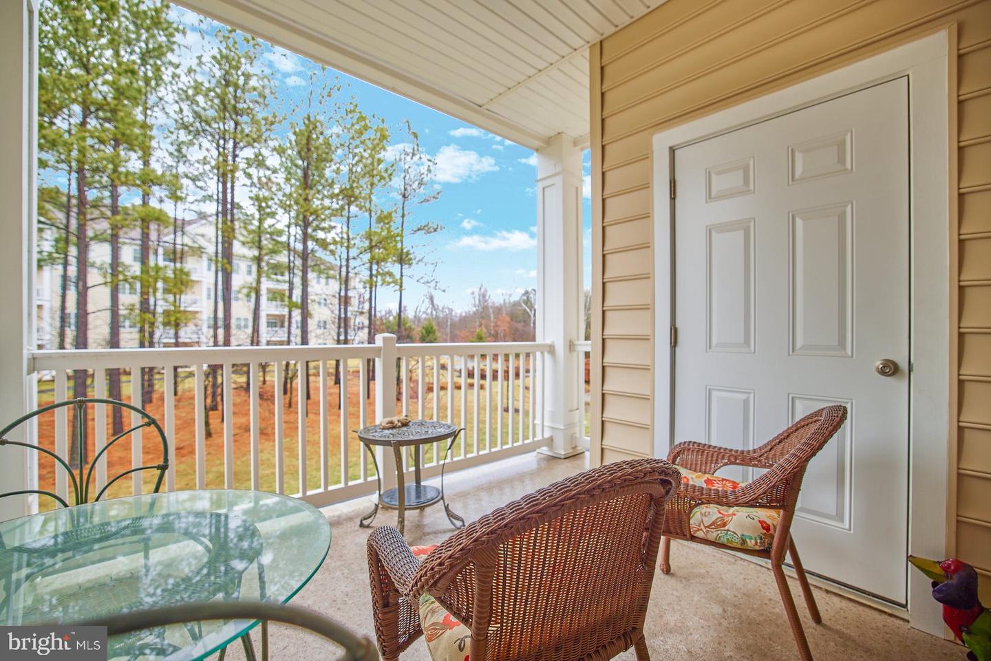 15211 Royal Crest DRIVE Unit: 201