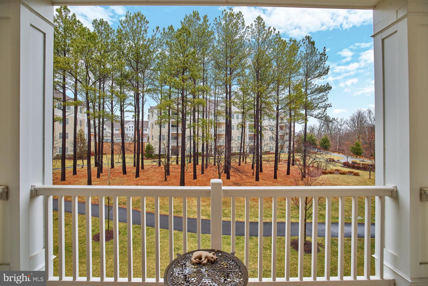 15211 Royal Crest DRIVE Unit: 201