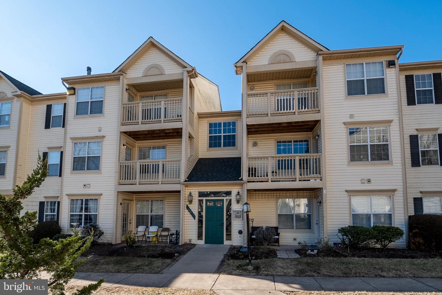 11010 Koman CIRCLE Unit: 201