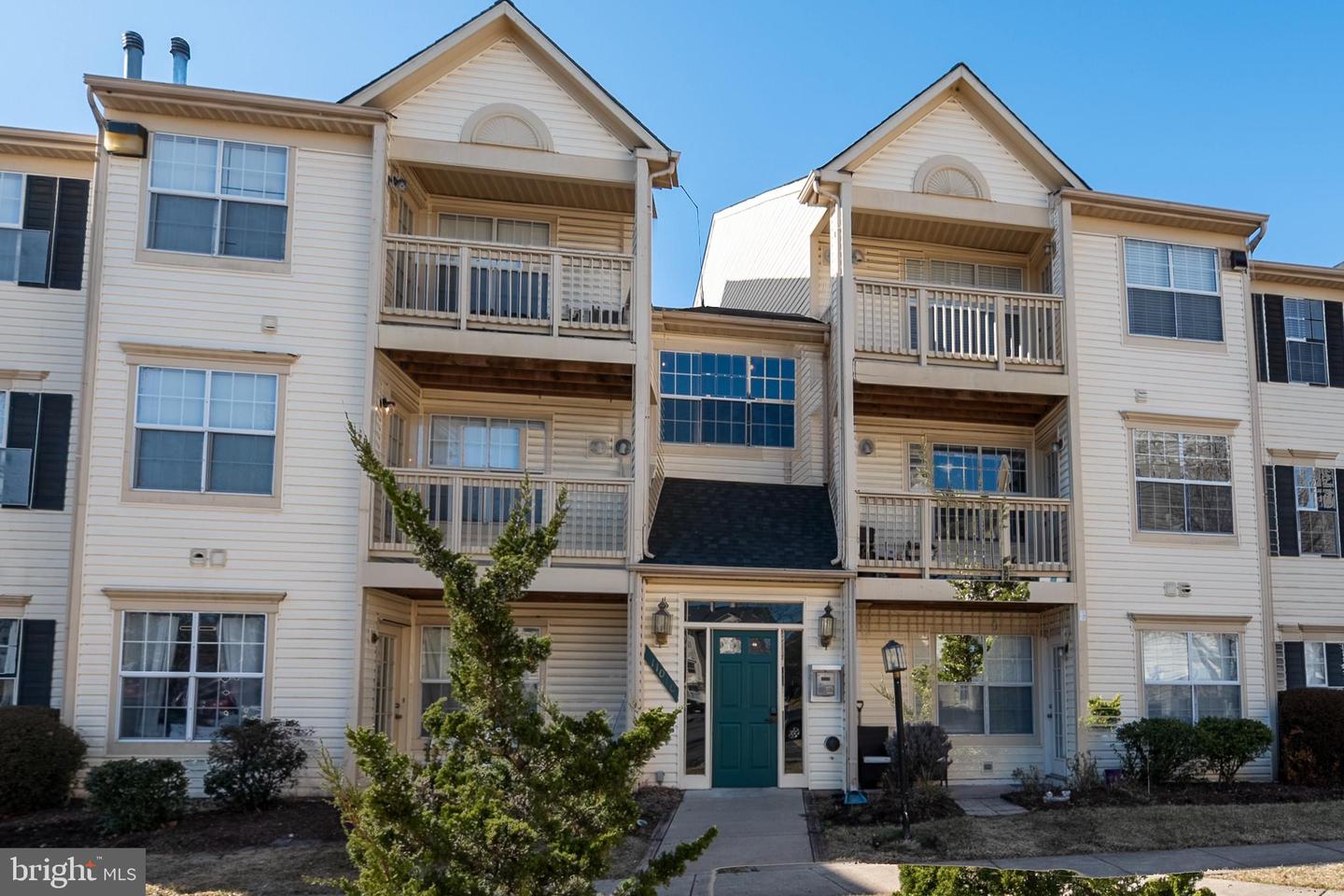 11010 Koman CIRCLE Unit: 201