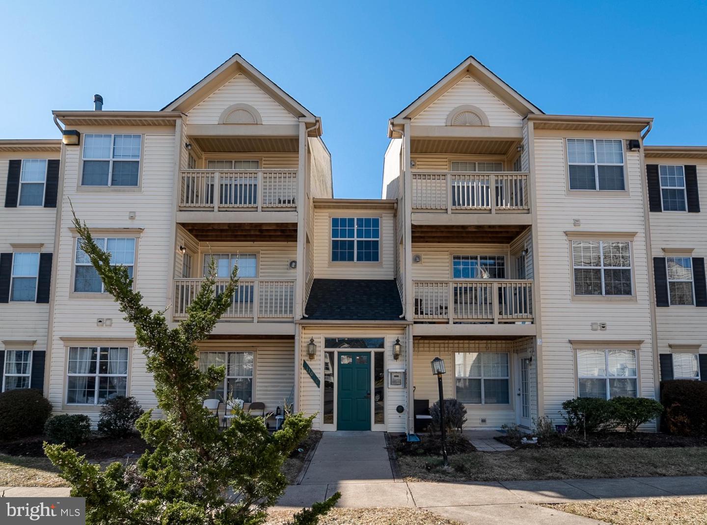 11010 Koman CIRCLE Unit: 201