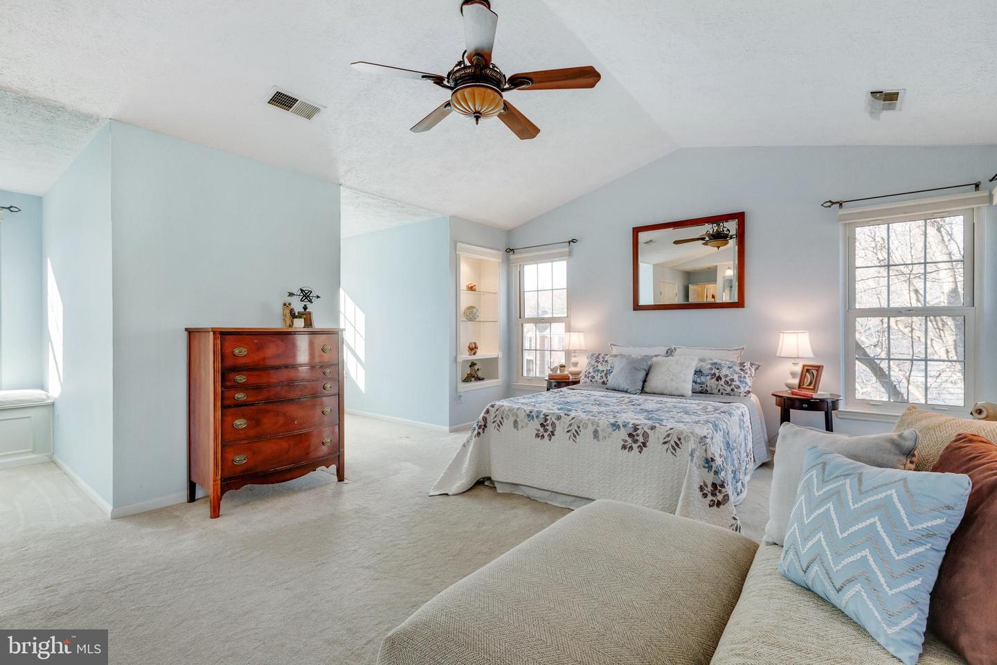 16607 Accolon COURT