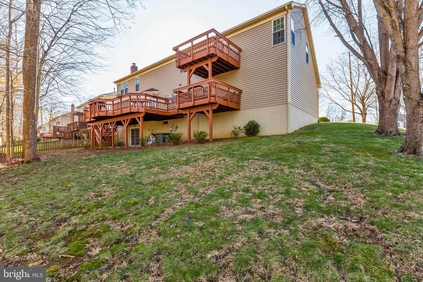 16607 Accolon COURT
