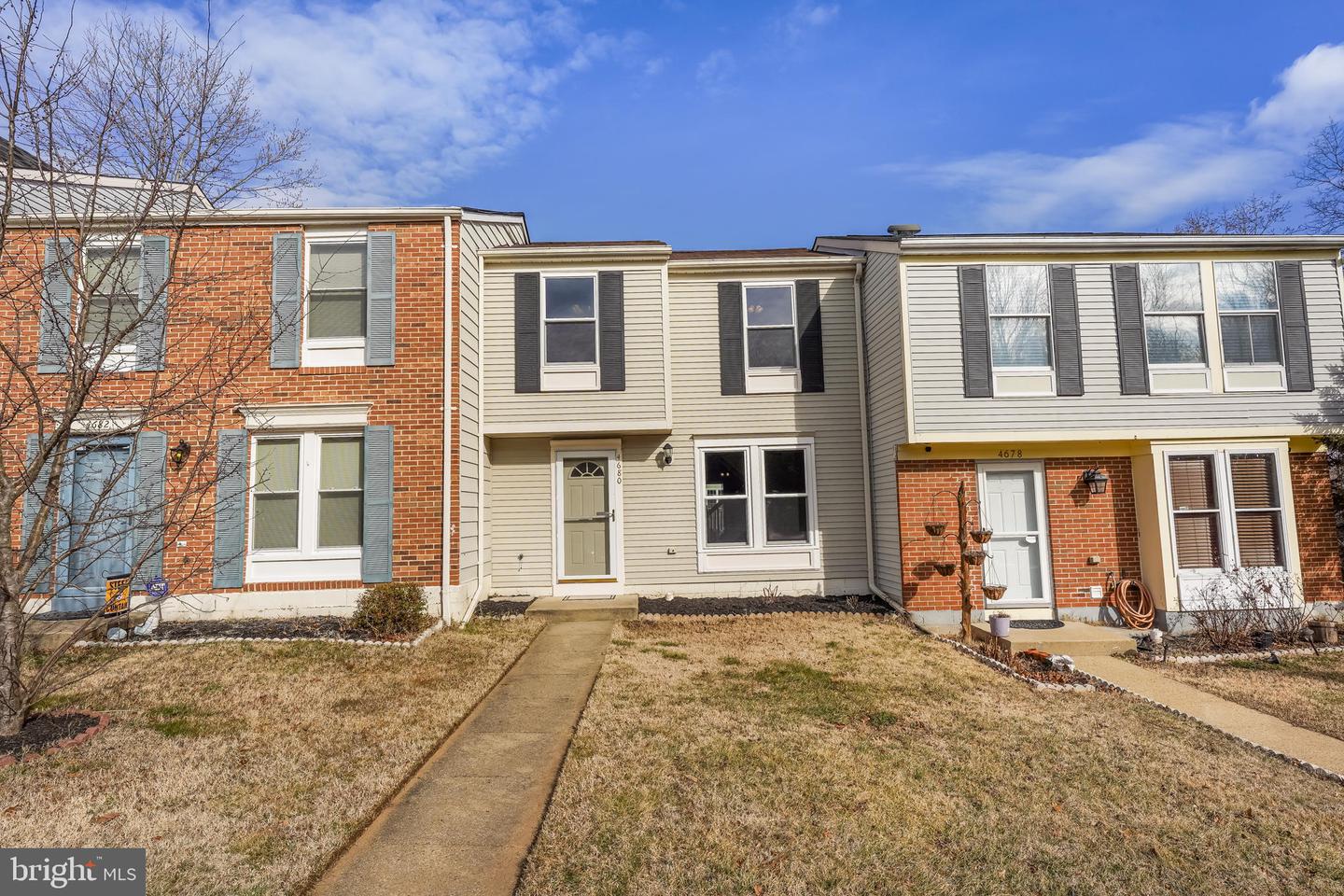 4680 Whitely COURT