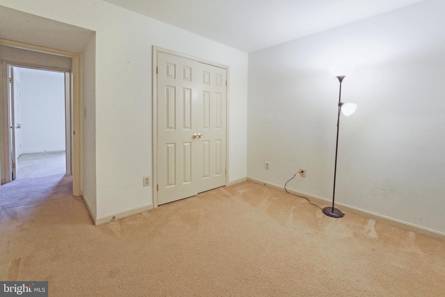 5368 Wade LANE